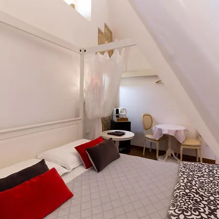 Le Nicchie Luxury Bed and Breakfast