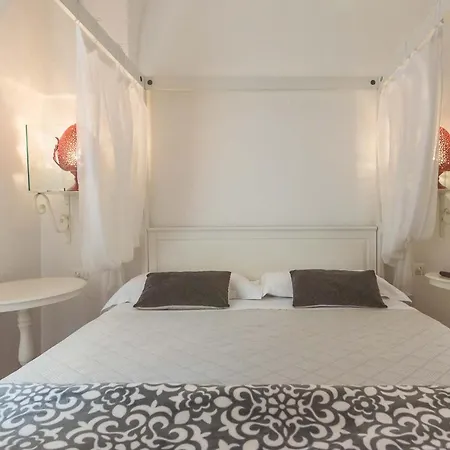 Le Nicchie Luxury Bed & Breakfast